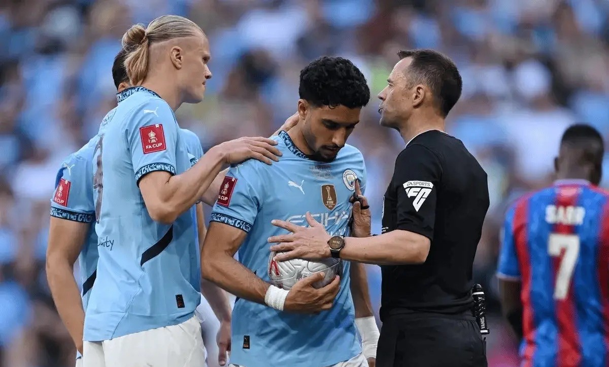 关于赛后勒沃库森备战法甲；主帅复盘细节曝光；更衣室稳定；纪律约束更严格的信息米兰体育app